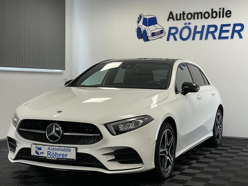 Weiß Gebraucht 2022 Mercedes A250 AMG line Limousine | 26.990 € (Superpreis) - Bild 1/4