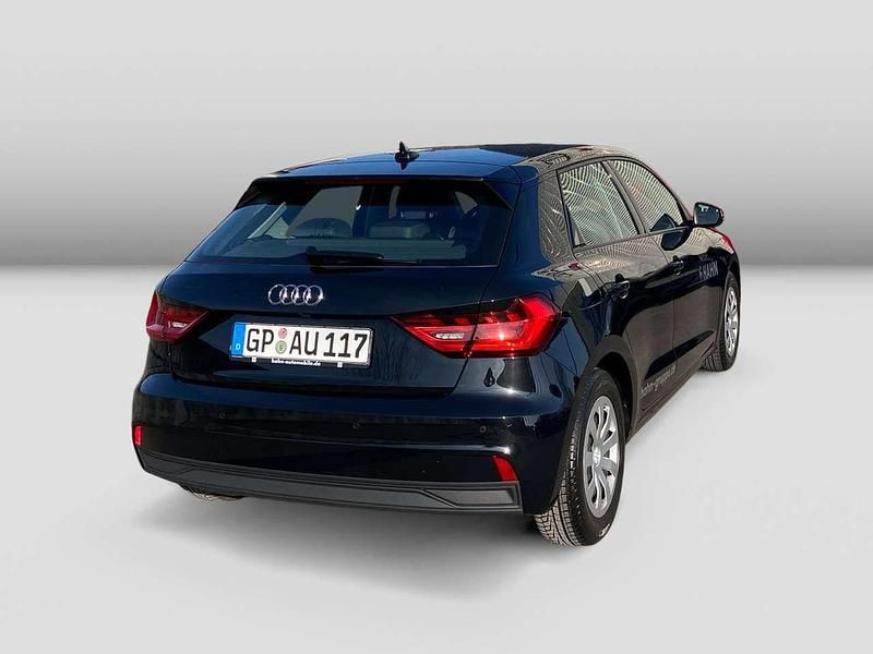 Gebraucht Audi A1 95 PS (69 kW) 2026 Cortinaweiß Limousine