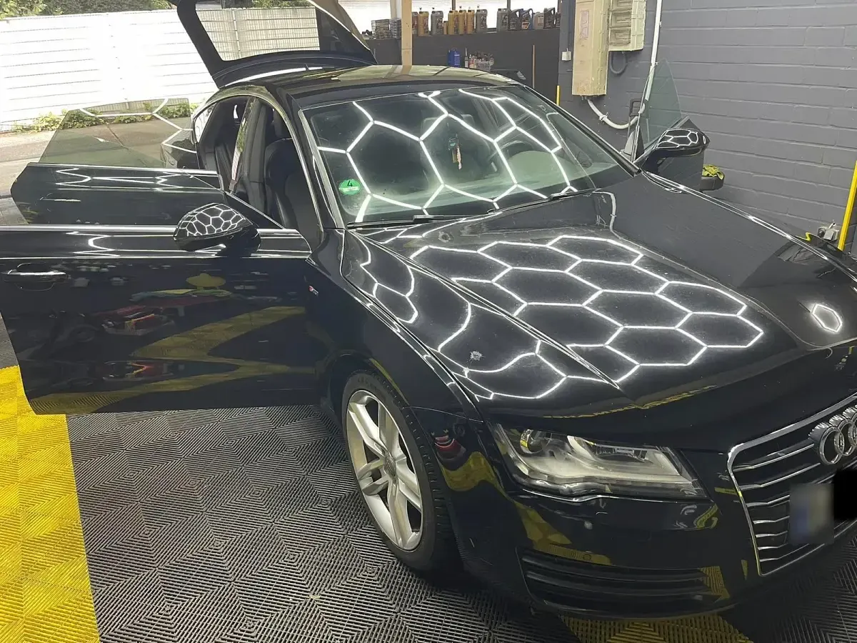 Gebraucht Audi A7 S-Line 204 PS (150 kW) 2011 Schwarz Kleinwagen