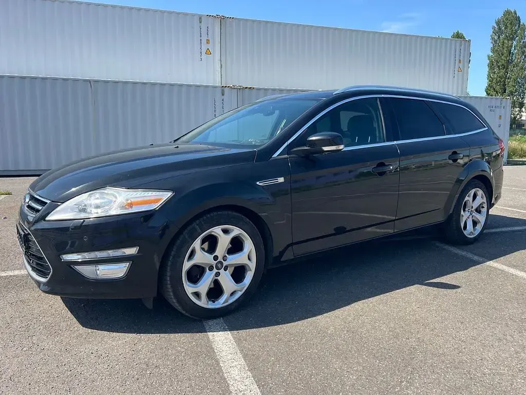 Gebraucht Ford Mondeo Titanium X 163 PS (119 kW) 2012 Schwarz Limousine