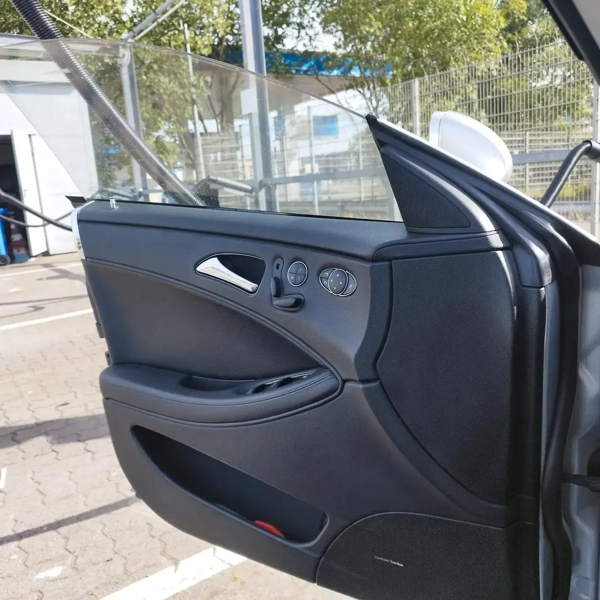 Gebraucht Mercedes CLS500 306 PS (225 kW) 2006 Silber Coupé