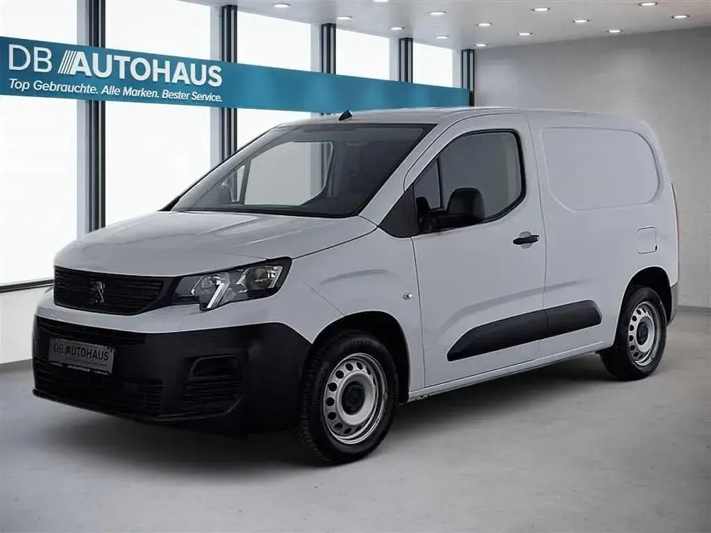 Gebraucht Peugeot Partner Premium 131 PS (96 kW) 2023 Van / Kleinbus