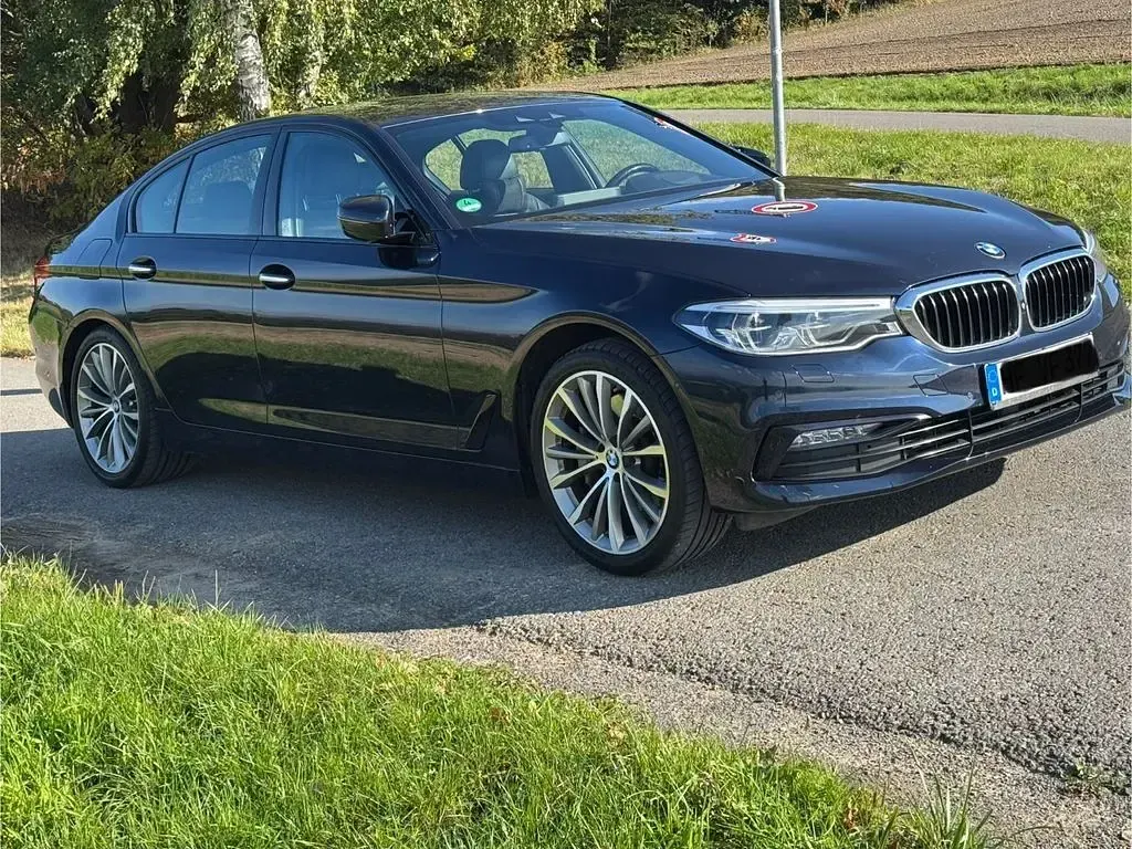 Gebraucht BMW 525 Basis 231 PS (169 kW) 2018 Schwarz Limousine