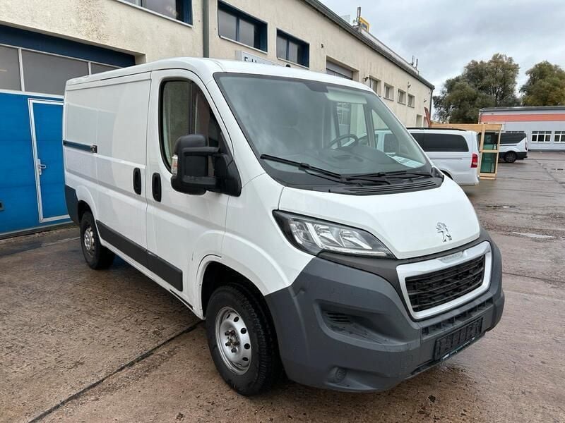 Gebraucht Peugeot Boxer Avantage 110 PS (80 kW) 2017 Weiß Van