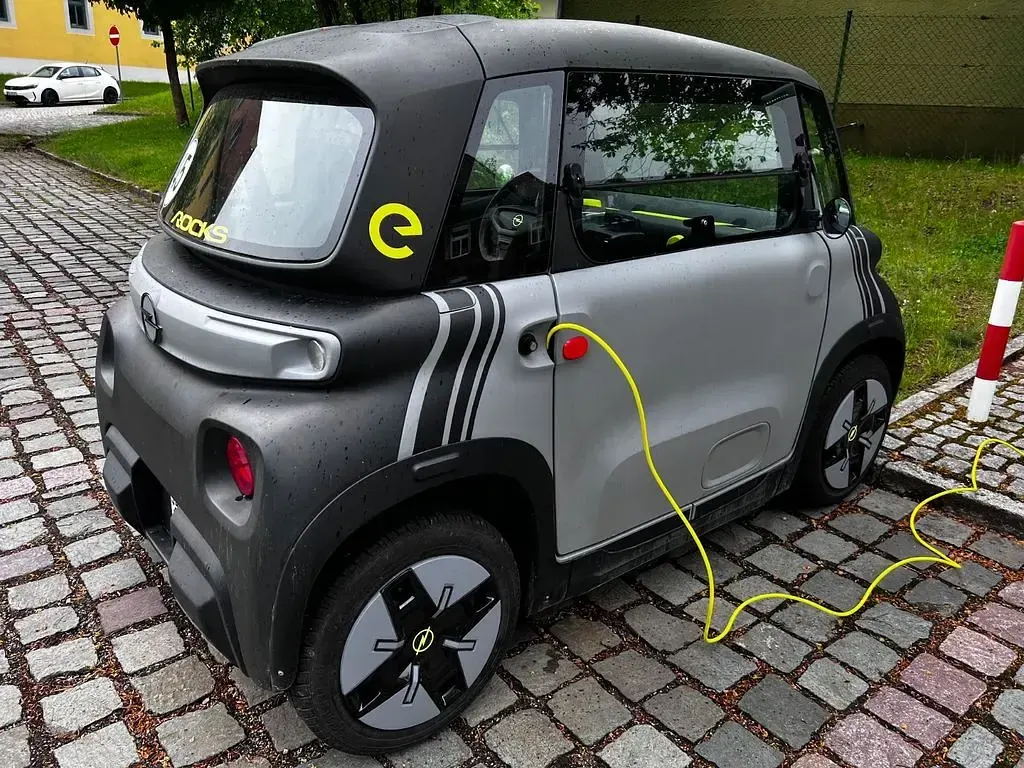 Gebraucht Opel Rocks-e Rocks 2023 Schwarz Kleinwagen
