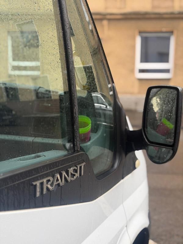 Gebraucht Ford Transit 125 PS (91 kW) 2012 Weiß Van / Kleinbus