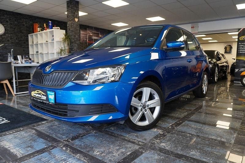 Gebraucht Skoda Fabia Cool Edition 75 PS (55 kW) 2017 Blau Kleinwagen