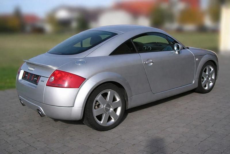 Gebraucht Audi TT Sport 224 PS (164 kW) 2000 Silber Coupé