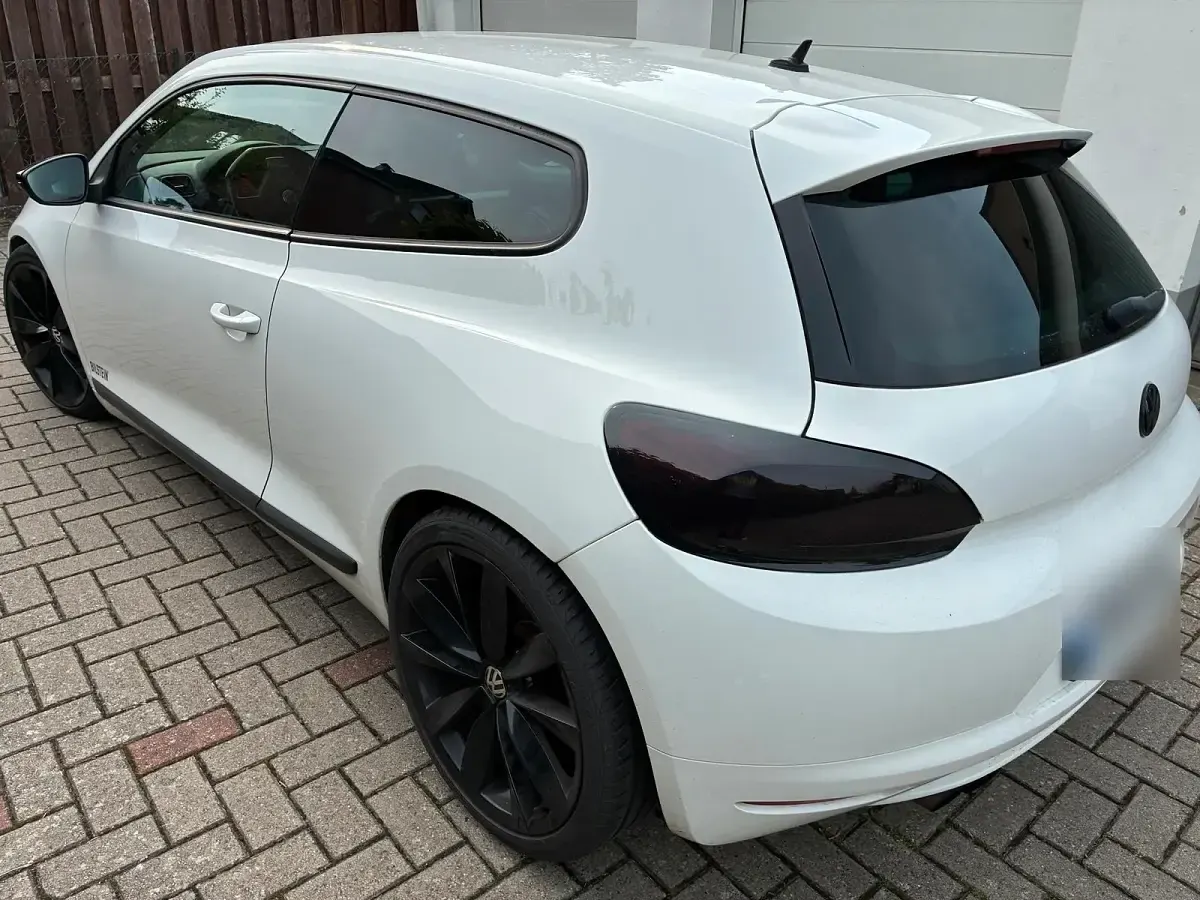 Gebraucht VW Scirocco 160 PS (117 kW) 2008 Weiß Coupé