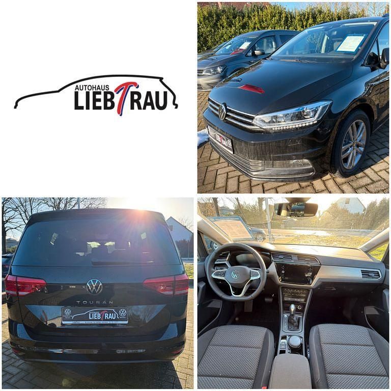 Gebraucht VW Touran Comfortline 150 PS (110 kW) 2026 Schwarz Van / Kleinbus