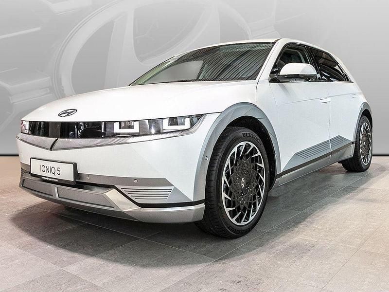 Atlas white (matt) Gebraucht 2024 Hyundai Ioniq 5 SUV | 42.990 € (Fairer Preis) - Bild 1/4