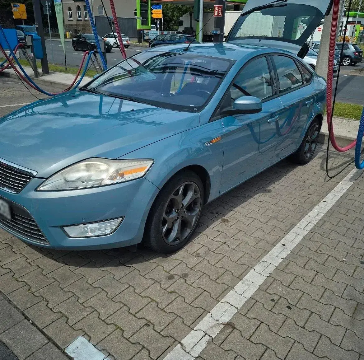 Gebraucht Ford Mondeo 120 PS (88 kW) 2009 Blau Limousine
