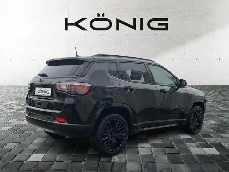 Second-hand Jeep Compass 131 CP (96 kW) 2023 Negru SUV