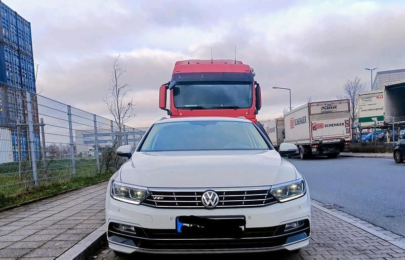 Gebraucht VW Passat 190 PS (139 kW) 2018 Weiß Kombi