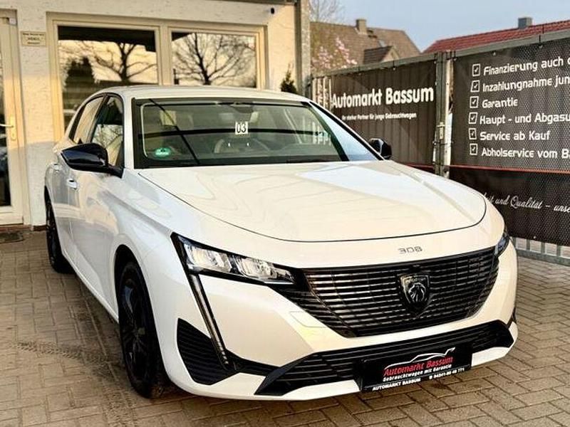 Gebraucht Peugeot 308 Active 131 PS (96 kW) 2023 Weiss perlglänzend perlmutt Limousine