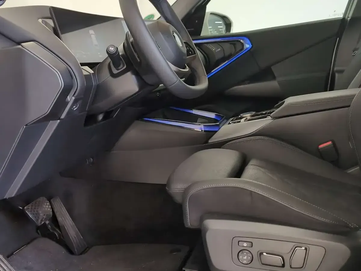 Gebraucht BMW X3 Sport Line 197 PS (144 kW) 2025 Alpinweiß uni SUV