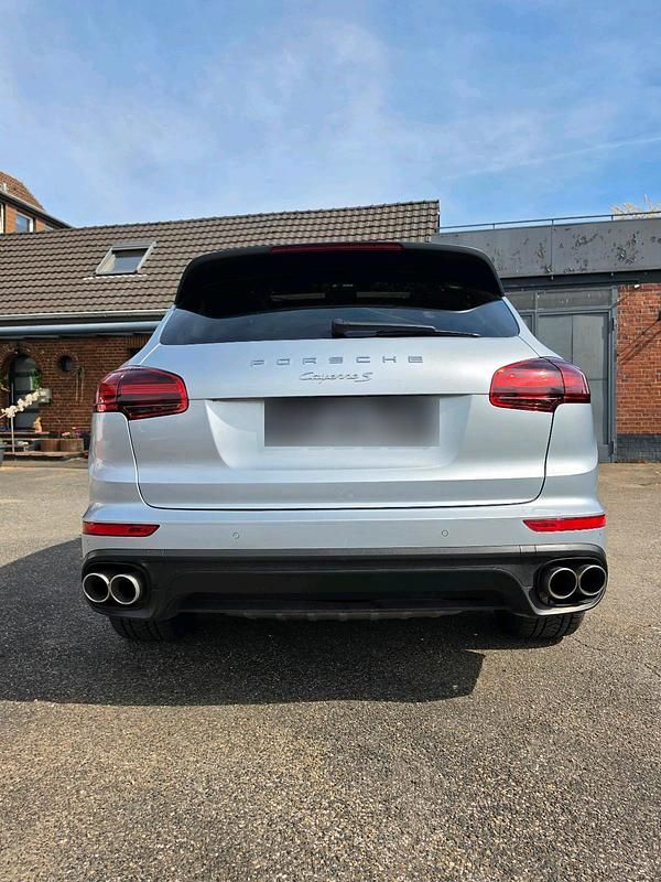Usata Porsche Cayenne S Chrono 283 CV (208 kW) 2017 Argento SUV