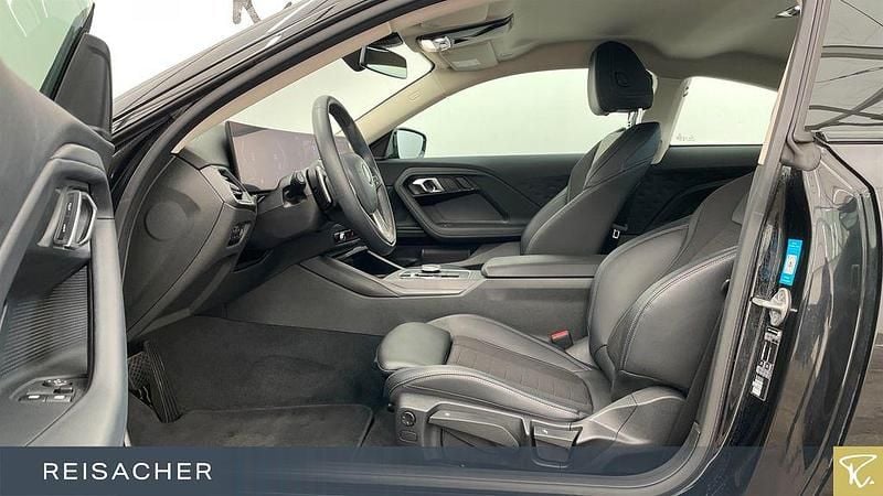 Gebraucht BMW 220 Efficient Dynamics 184 PS (135 kW) 2023 Saphirschwarz metallic Coupé