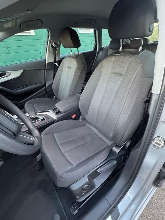 Gebraucht Audi A4 Design 150 PS (110 kW) 2019 Silber Kombi