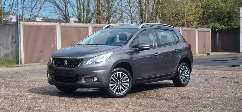 Gebraucht Peugeot 2008 Allure 110 PS (80 kW) 2017 Grau SUV