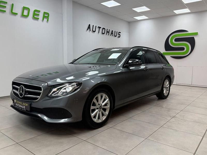 Gebraucht Mercedes E220 194 PS (142 kW) 2018 Grau Limousine