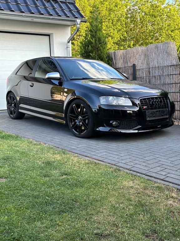 Schwarz Gebraucht 2007 Audi S3 Ambiente Limousine | 11.700 € (Guter Preis) - Bild 1/4