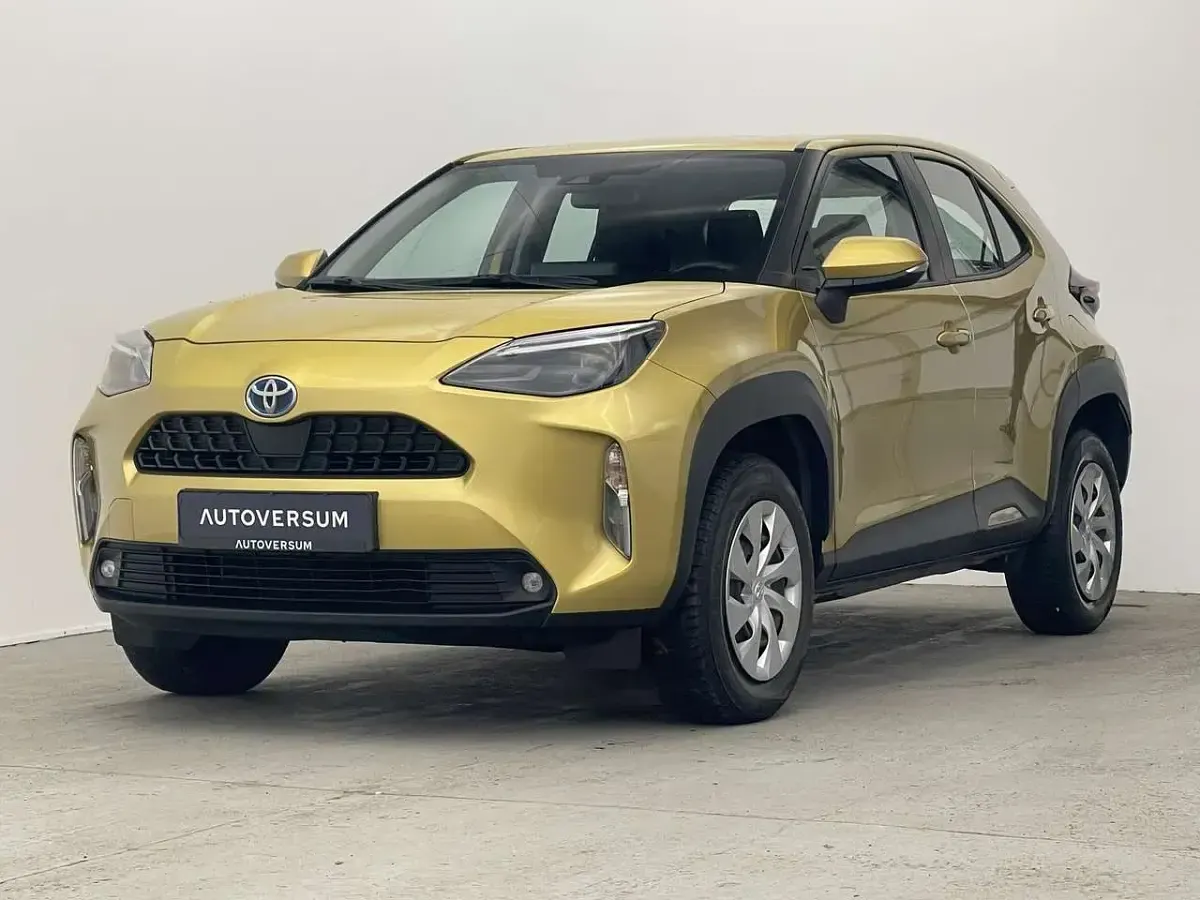 Gebraucht Toyota Yaris Cross 116 PS (85 kW) 2023 Gold SUV