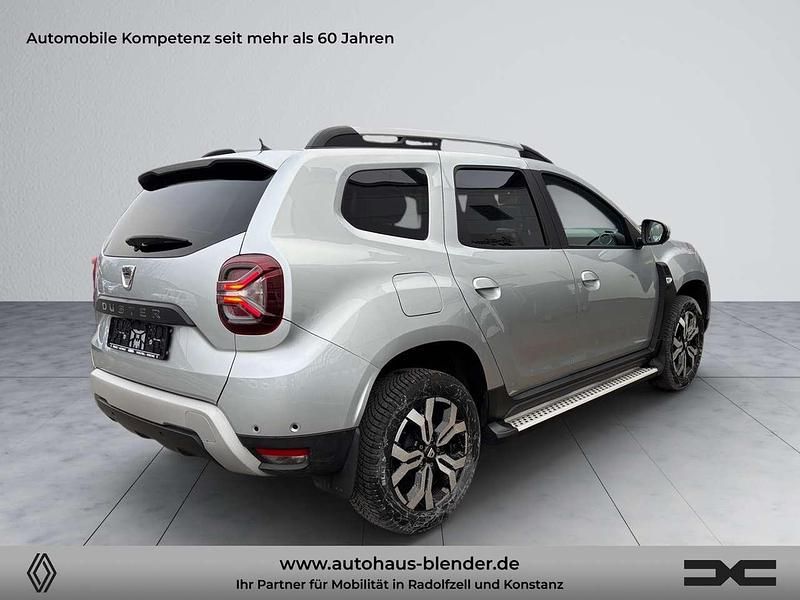 Gebraucht Dacia Duster Prestige 150 PS (110 kW) 2022 Highlandgrau SUV