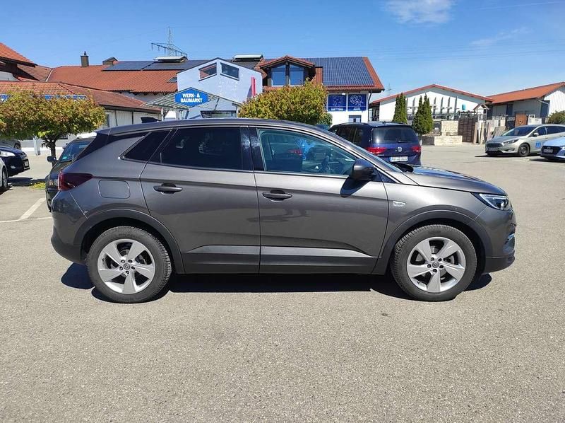 Gebraucht Opel Grandland X Edition 131 PS (96 kW) 2020 Mondstein grau/e:vulkan grau SUV