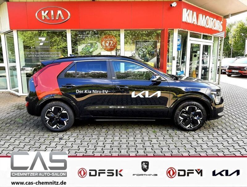 Auroraschwarz Gebraucht 2023 Kia e-Niro SUV | 33.990 € (Etwas zu teuer) - Bild 1/4