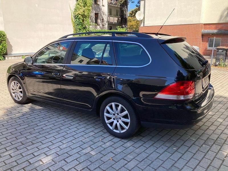 Schwarz Gebraucht 2008 VW Golf VI Comfortline Kombi | 3.800 € (Etwas zu teuer) - Bild 1/4
