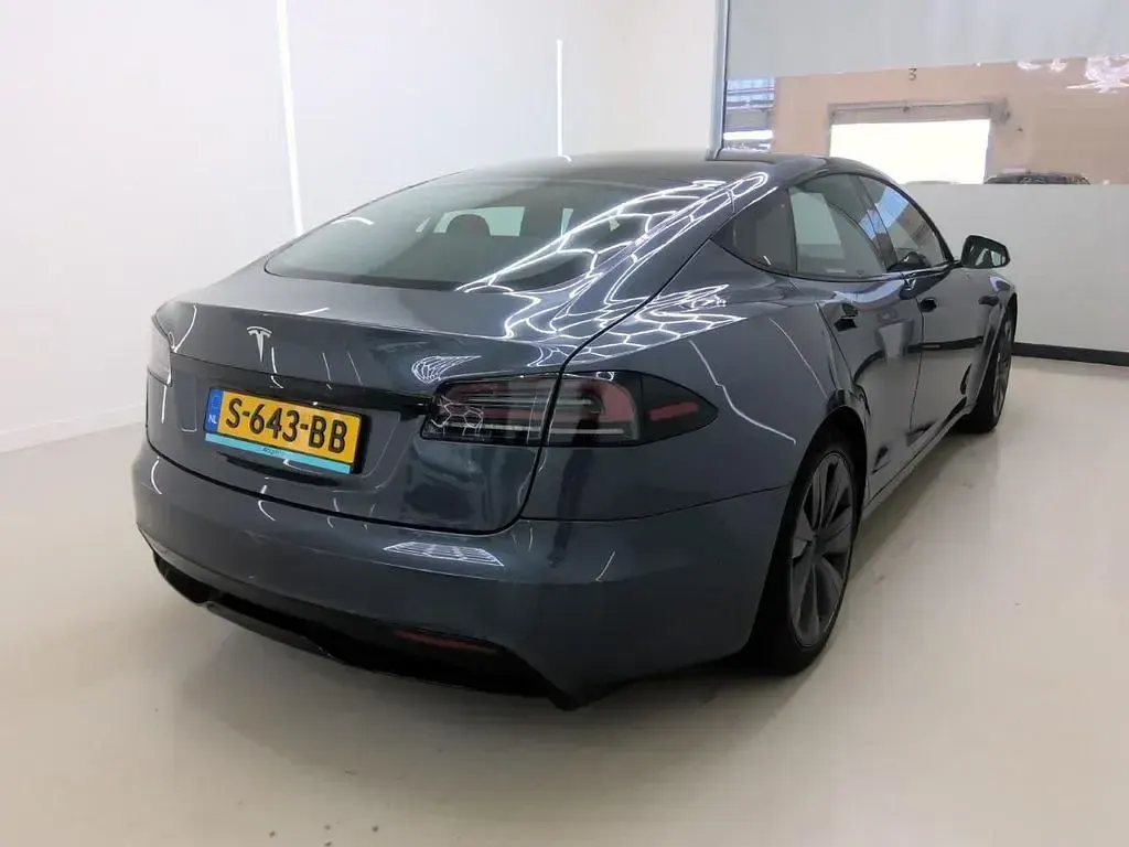 Gebraucht Tesla Model S 492 kW (669 PS) 2023 Grau Kleinwagen