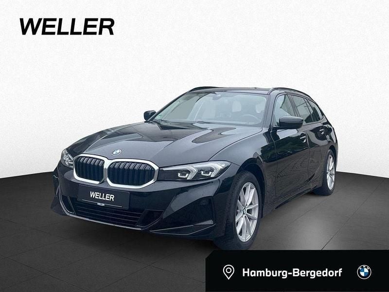 Saphirschwarz (schwarz) Gebraucht 2023 BMW 318 Comfort Edition Kombi | 24.650 € (Superpreis) - Bild 1/4