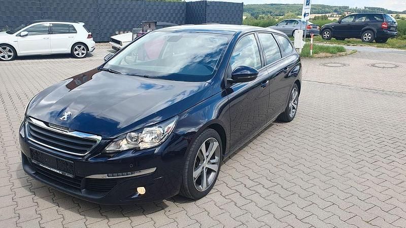Blau Gebraucht 2016 Peugeot 308 Active Kombi | 5.450 € (Fairer Preis) - Bild 1/4