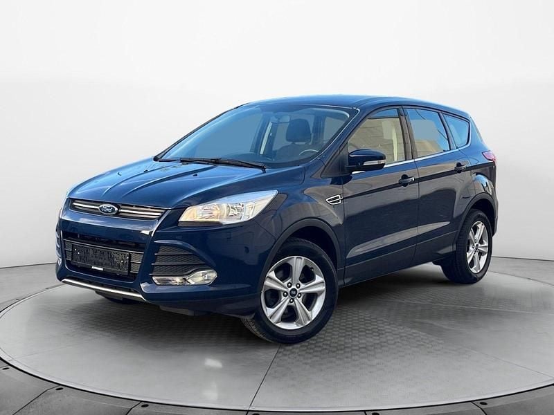 Blau Gebraucht 2016 Ford Kuga SUV | 10.850 € (Superpreis) - Bild 1/4