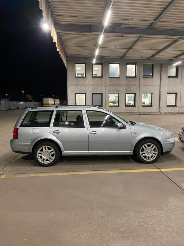 Silber Gebraucht 2005 VW Golf IV Pacific Kombi | 3.699 € (Fairer Preis) - Bild 1/4