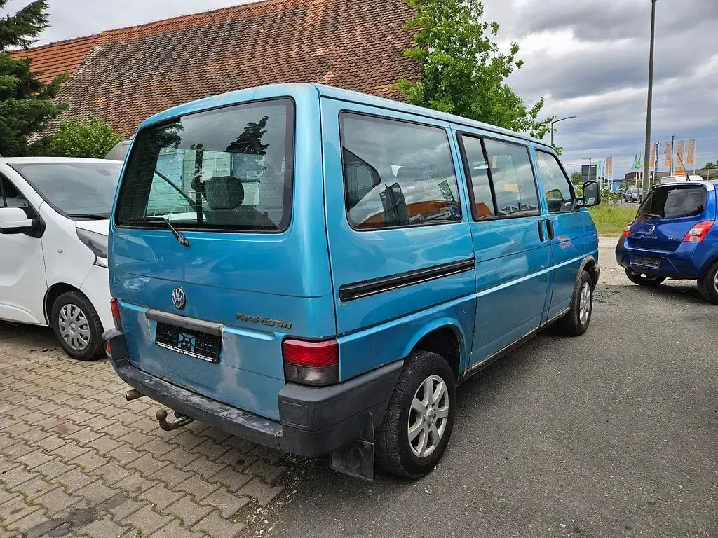 Gebraucht VW T4 77 PS (56 kW) 1994 Blau Van