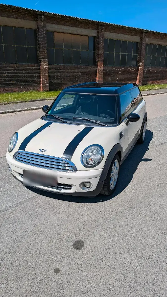 Używany Mini Cooper Chili 120 KM (88 kW) 2008 Biały Hatchback