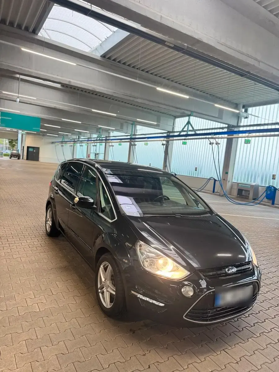 Gebraucht Ford S-MAX S 140 PS (102 kW) 2012 Schwarz Van / Kleinbus