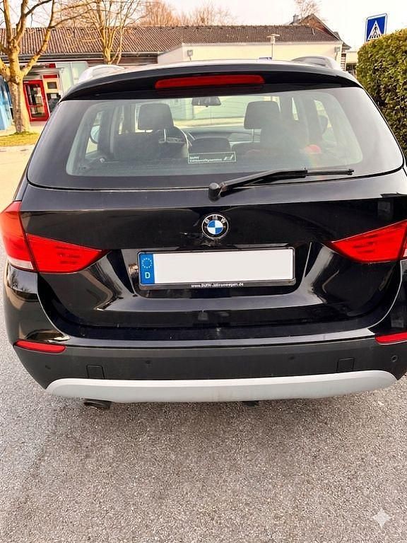 Gebraucht BMW X1 143 PS (105 kW) 2010 Schwarz SUV