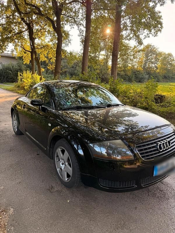 Schwarz Gebraucht 2000 Audi TT Coupé | 2.500 € (Guter Preis) - Bild 1/4