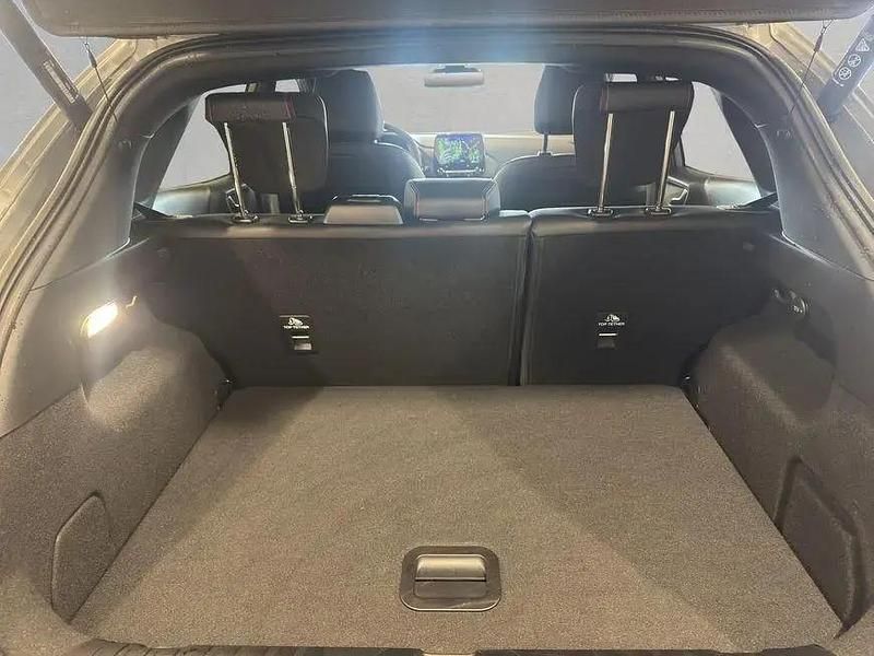 Gebraucht Ford Puma ST-Line X 155 PS (114 kW) 2024 Solar silver metallic SUV