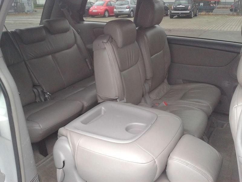 Gebraucht Toyota Sienna 232 PS (170 kW) 2007 Weiß Van / Kleinbus