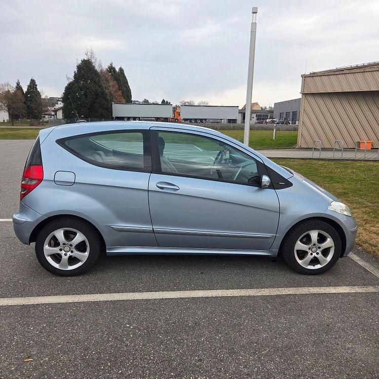 Gebraucht Mercedes A150 Avantgarde 95 PS (69 kW) 2007 Blau Limousine