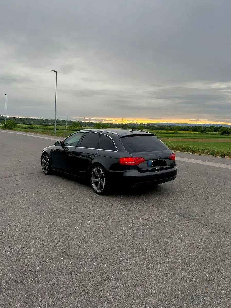 Używany Audi A4 Performance 120 KM (88 kW) 2009 Czarny Kombi