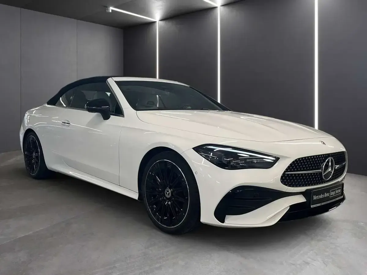 Gebraucht Mercedes CLE220 AMG 197 PS (144 kW) 2025 Weiß Cabrio