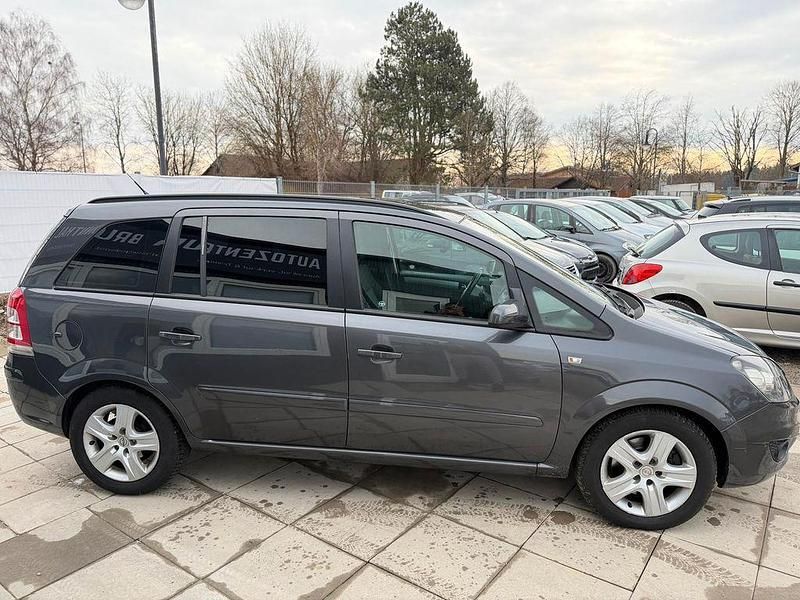 Gebraucht Opel Zafira 110 PS (80 kW) 2009 Grau Van / Kleinbus