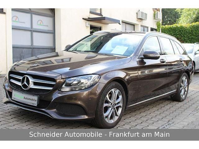 Braun (metallic) Gebraucht 2017 Mercedes C180 Kombi | 14.900 € (Guter Preis) - Bild 1/4
