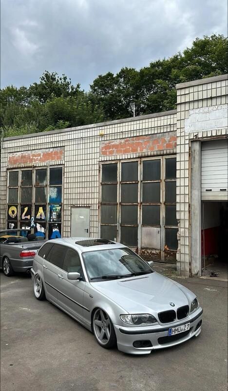 Silber Gebraucht 2004 BMW 320 M Performance Kombi | 4.499 € - Bild 1/4