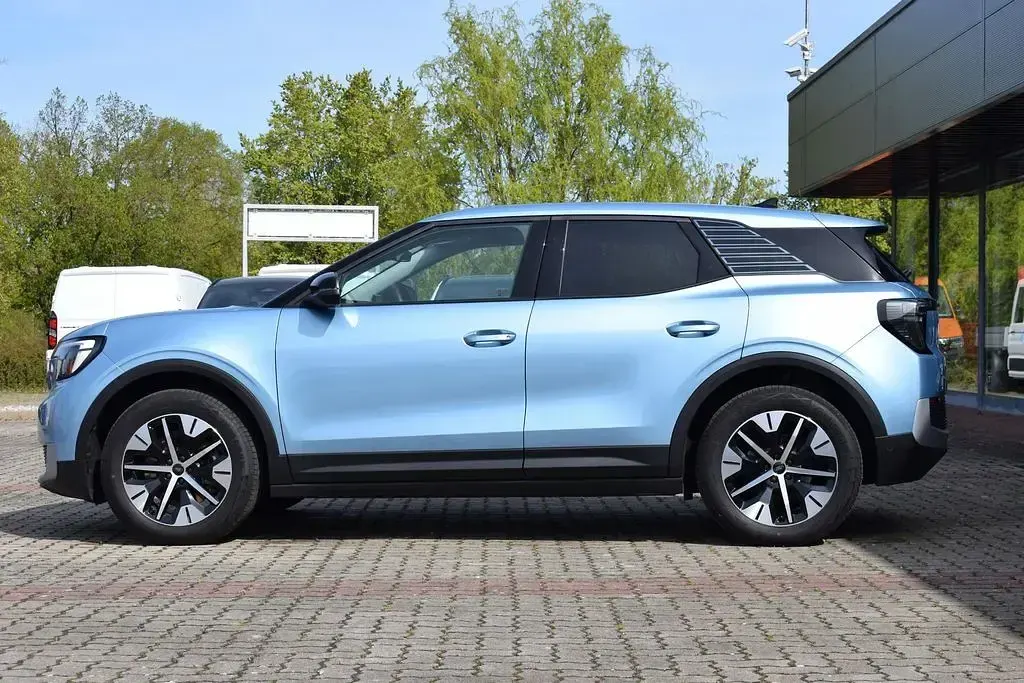Używany Ford Explorer 210 kW (286 KM) 2025 Niebieski SUV